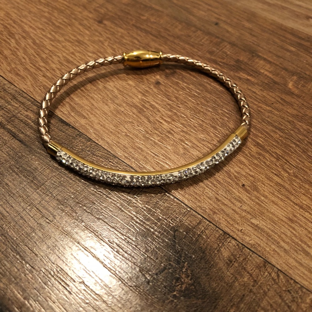 Gold magnetic bracelet